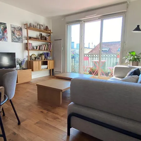 شقة 3 Pieces Cosy Cv Et Pkg A 30mn Du Ctre De Paris *